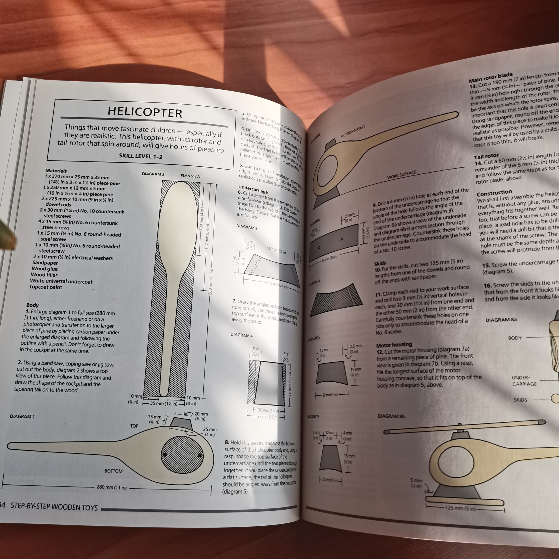 Step by step wooden toys book inside داخل كتاب خطوة بخطوة الألعاب الخشبية