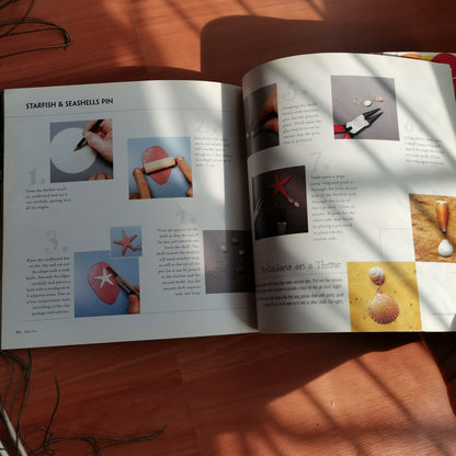 Make pins book inside داخل كتاب صناعة الدبابيس