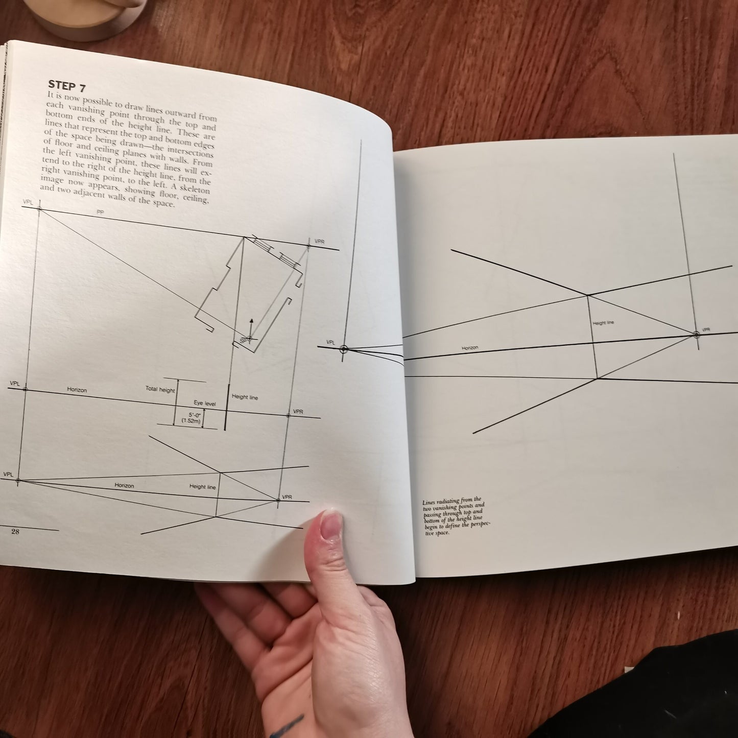 Perspective for Interior Designers book inside داخل كتاب المنظور للمصممين الداخلين