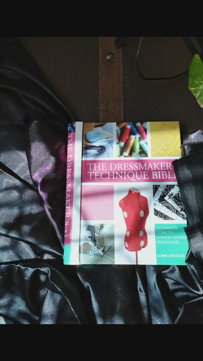 The Dressmaker's Technique Bible